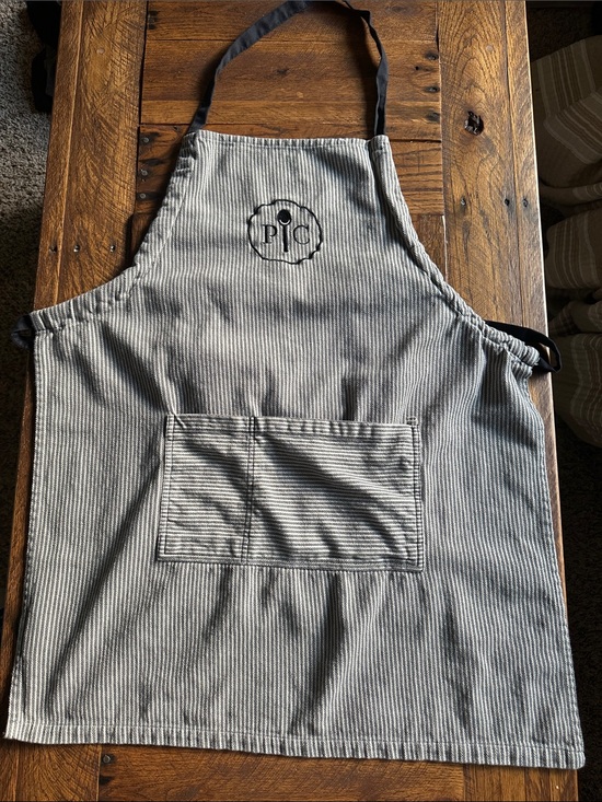 Pampered Chef Accessories - Pampered Chef Apron